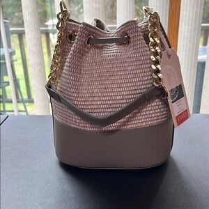 Anna Paola Made In Italy Elegant Genuine Leather Bucket Bag with Gold Chain